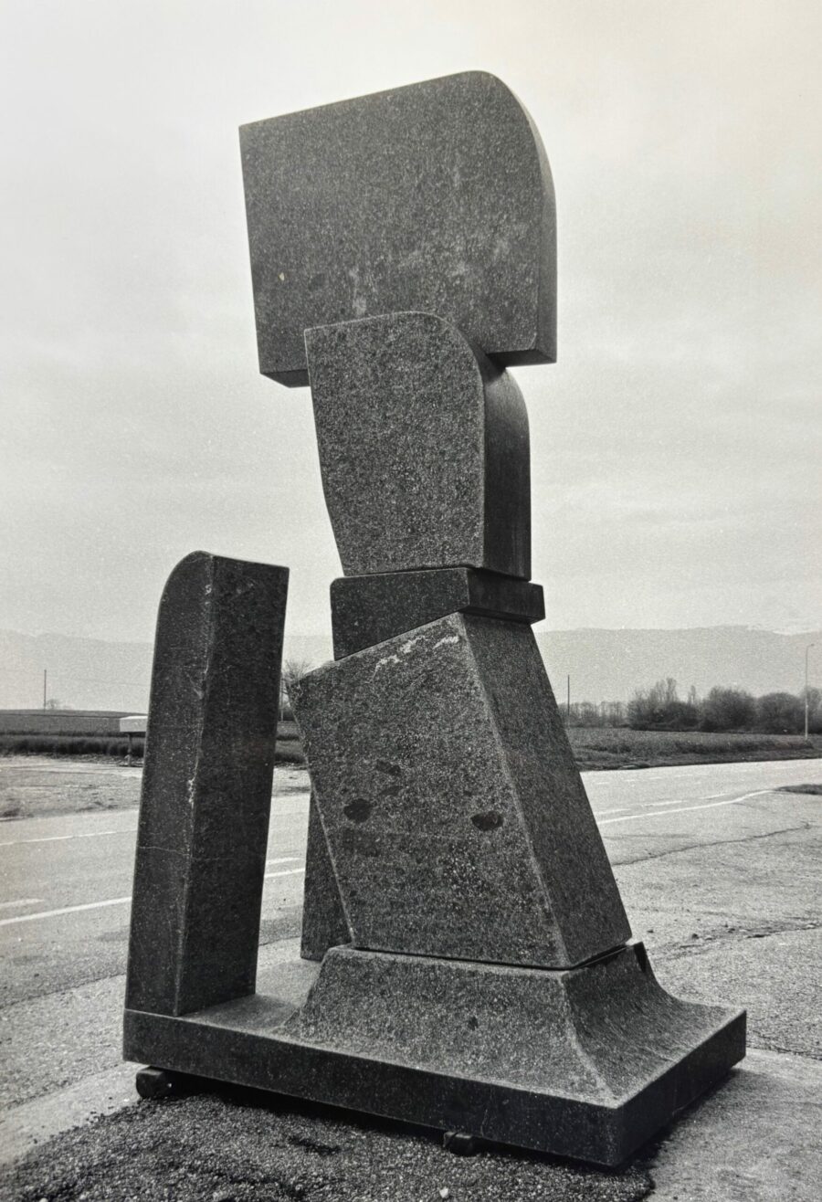2016 Sculpture, marbre cristalina, 3m, Mairie Soral, Genève